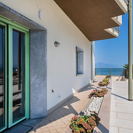Residenza Miralago By Wonderful Italy Desenzano del Garda Dış mekan fotoğraf
