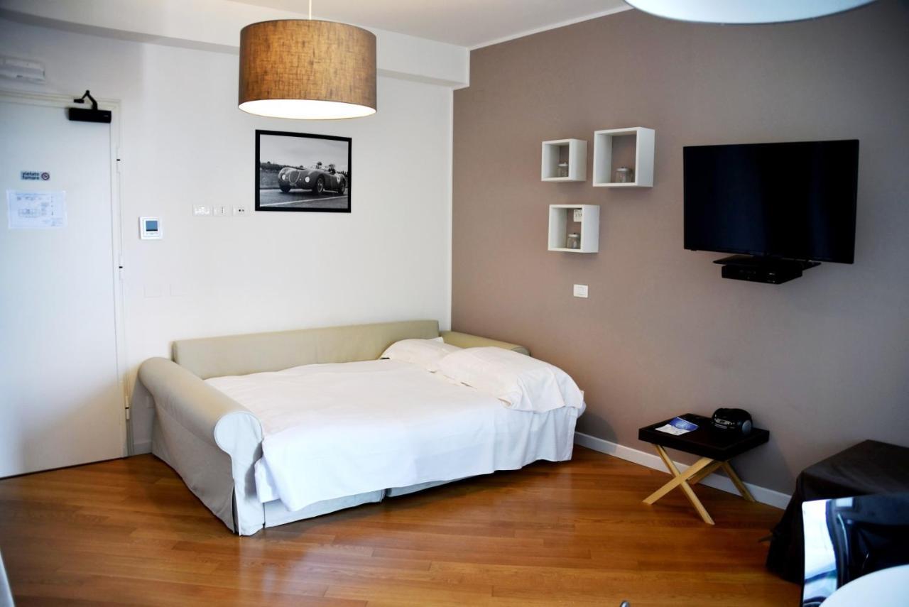 Residenza Miralago By Wonderful Italy Desenzano del Garda Dış mekan fotoğraf