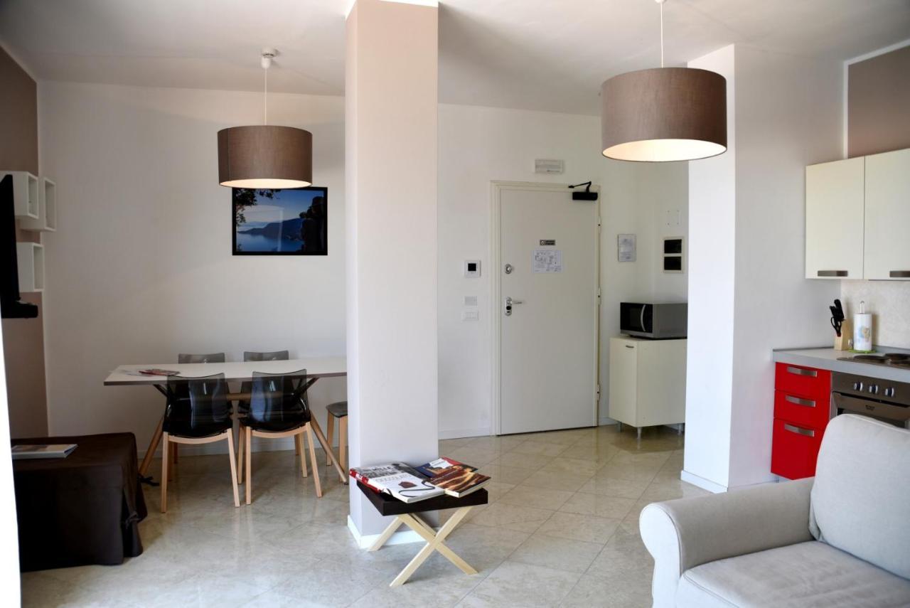 Residenza Miralago By Wonderful Italy Desenzano del Garda Dış mekan fotoğraf