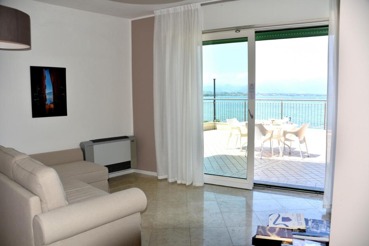 Residenza Miralago By Wonderful Italy Desenzano del Garda Dış mekan fotoğraf