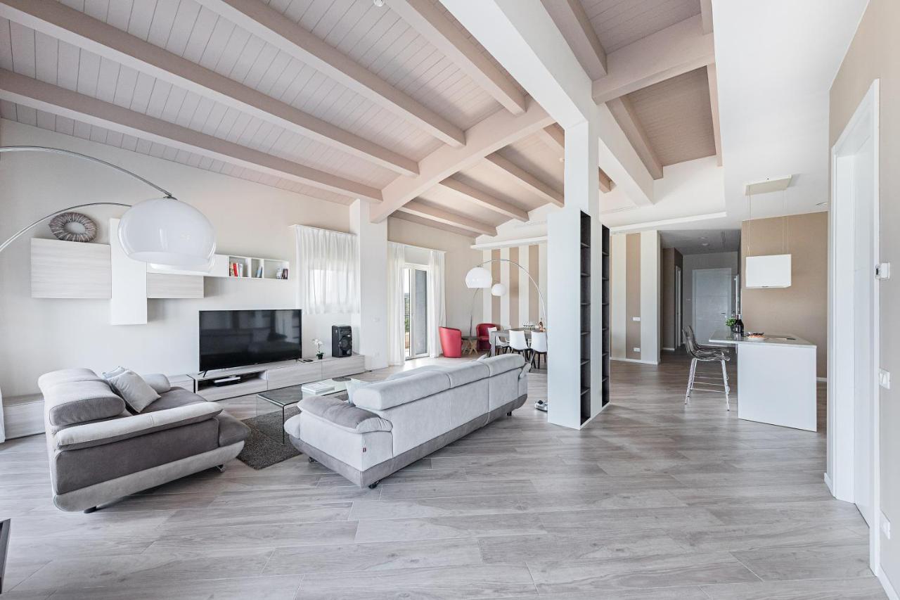 Residenza Miralago By Wonderful Italy Desenzano del Garda Dış mekan fotoğraf