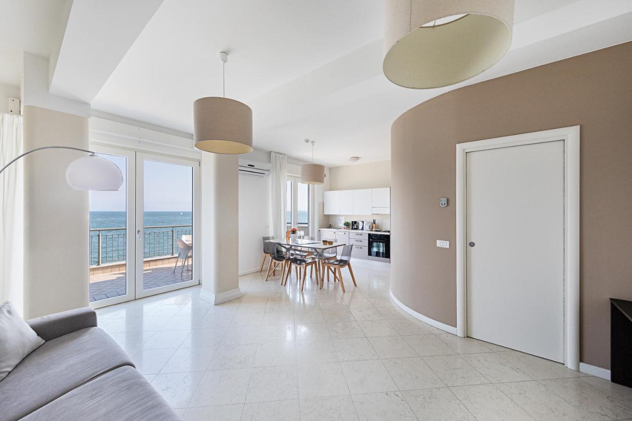 Residenza Miralago By Wonderful Italy Desenzano del Garda Dış mekan fotoğraf