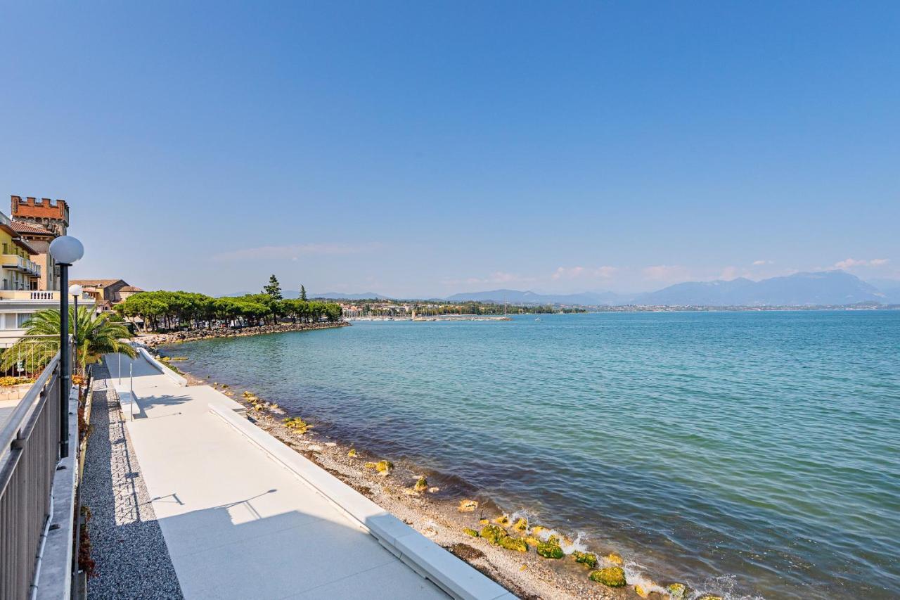 Residenza Miralago By Wonderful Italy Desenzano del Garda Dış mekan fotoğraf