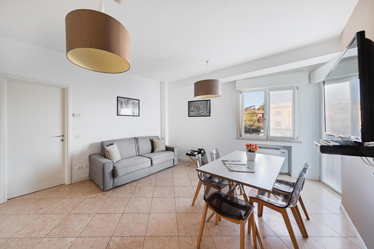 Residenza Miralago By Wonderful Italy Desenzano del Garda Dış mekan fotoğraf