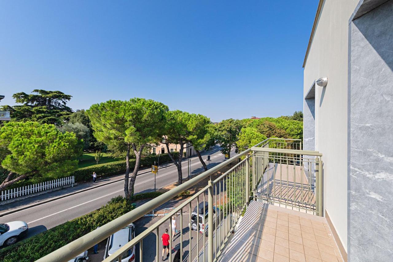 Residenza Miralago By Wonderful Italy Desenzano del Garda Dış mekan fotoğraf