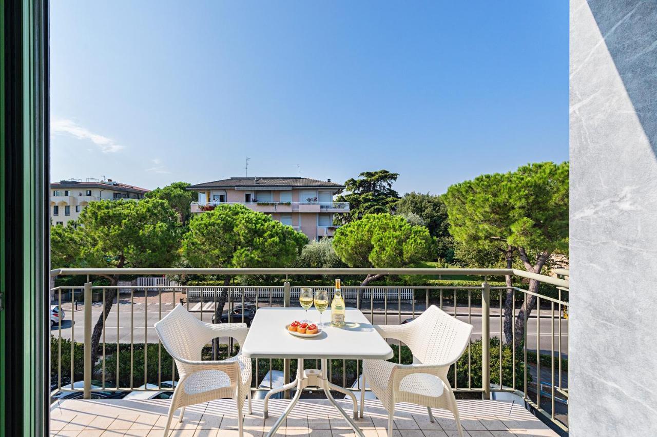 Residenza Miralago By Wonderful Italy Desenzano del Garda Dış mekan fotoğraf