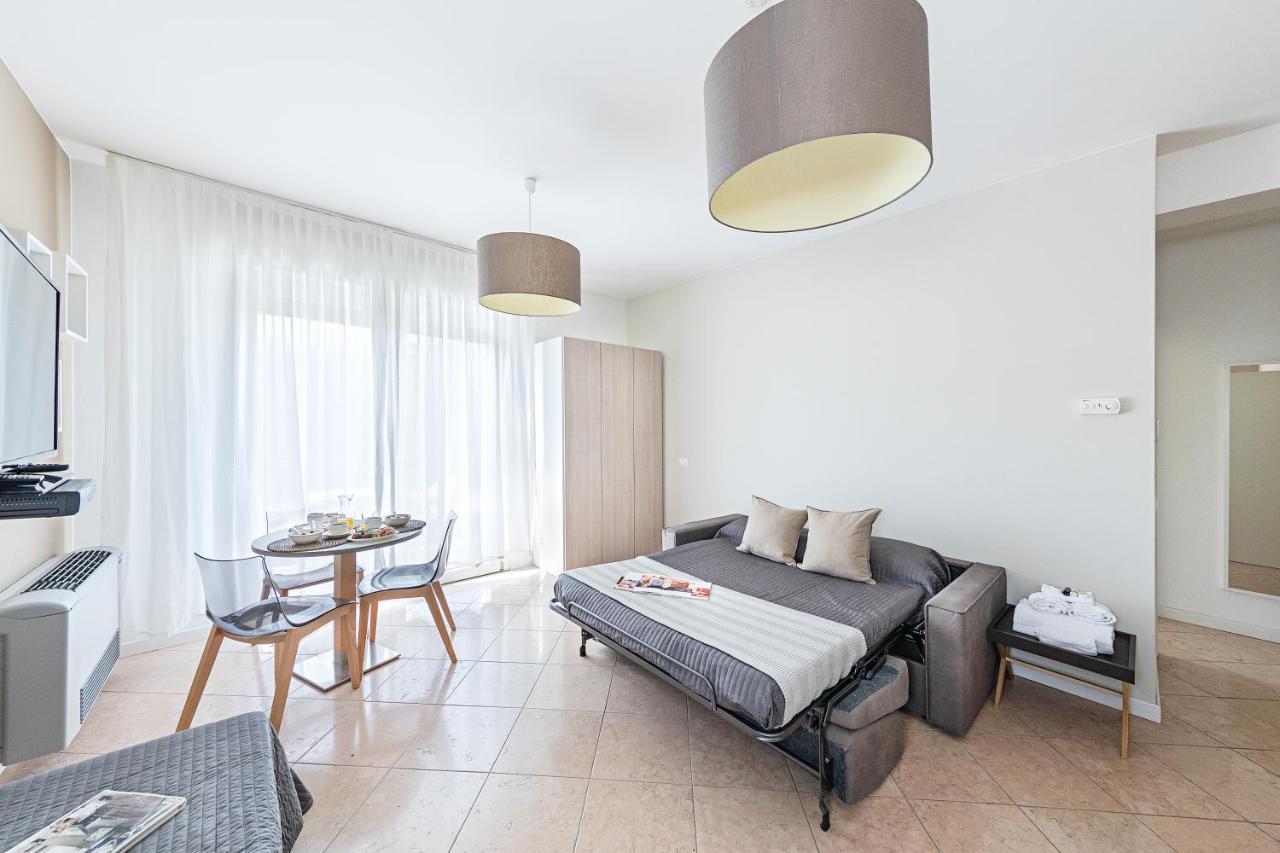 Residenza Miralago By Wonderful Italy Desenzano del Garda Dış mekan fotoğraf